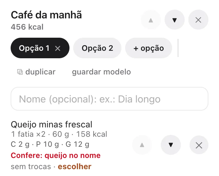 Café da manhã de um plano sendo montado no celular, com duas opções e o primeiro alimento